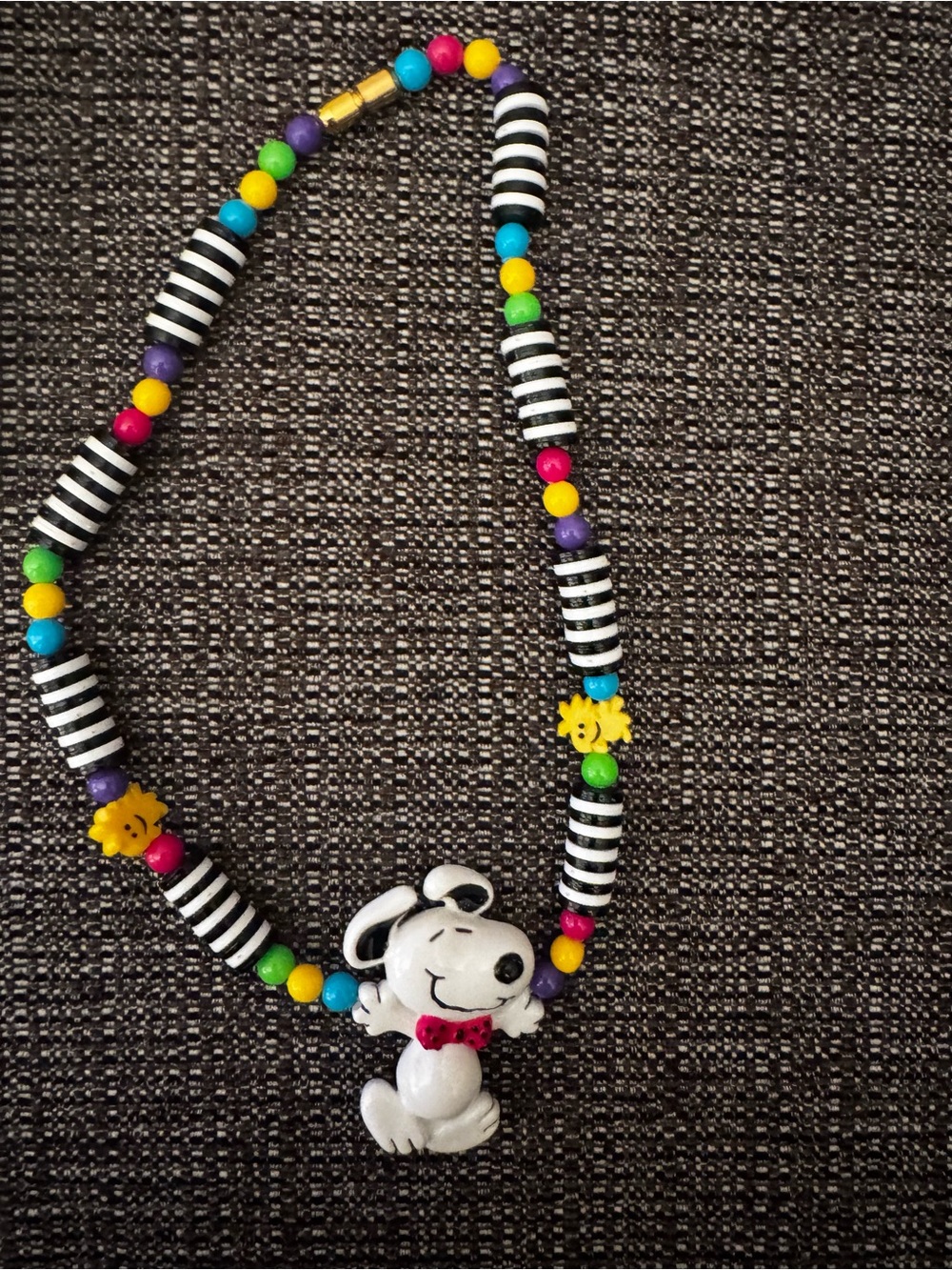 Kids Multi-Color Beaded Necklace with White Snoopy Pendant      (Avon 1990)